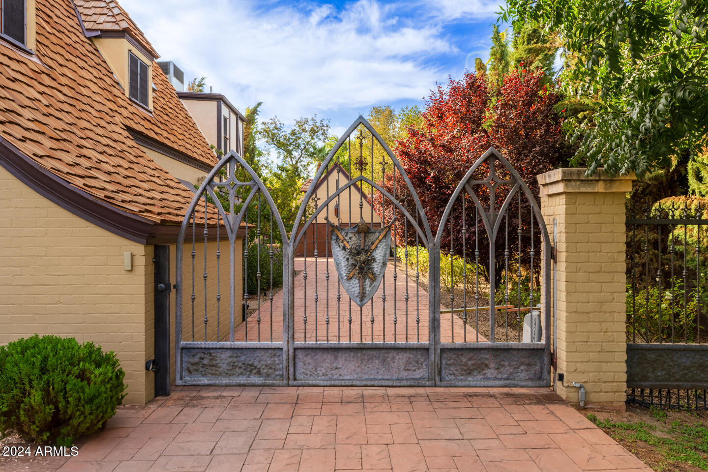 363 E MONTE VISTA Road