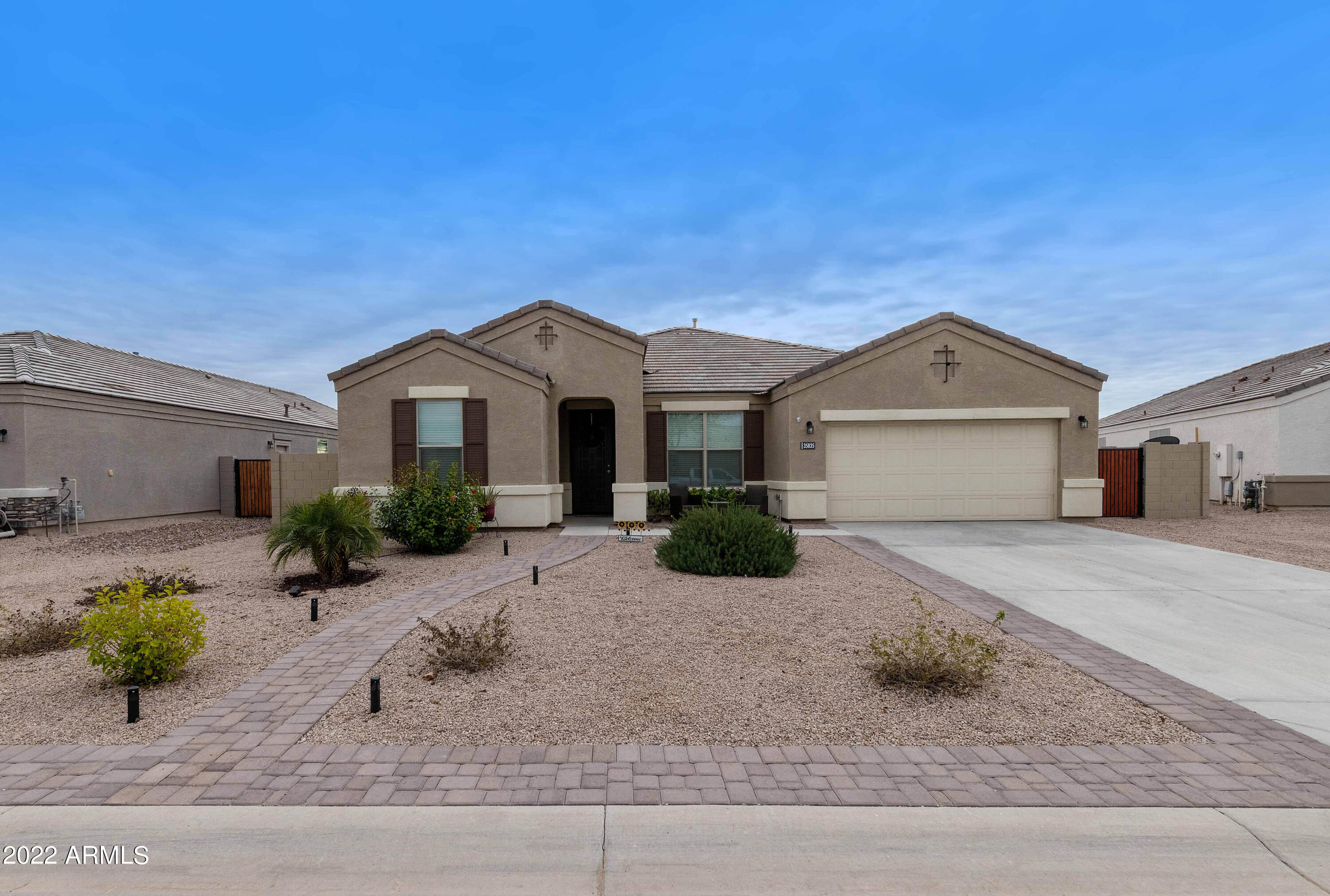 Photo 1 of 39 — 35835 N LOEMANN Drive, San Tan Valley, AZ 85143