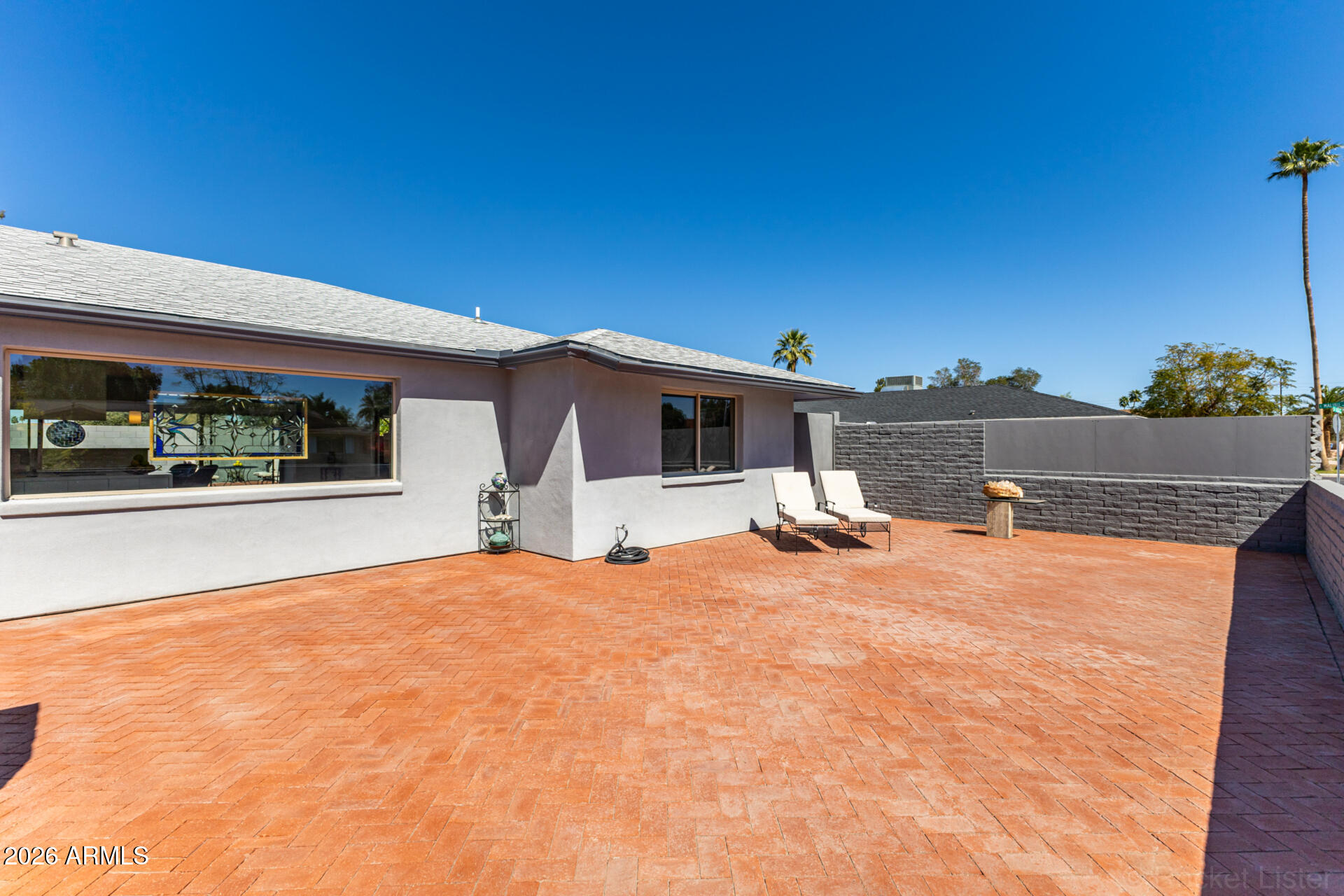 644 E LA JOLLA Drive