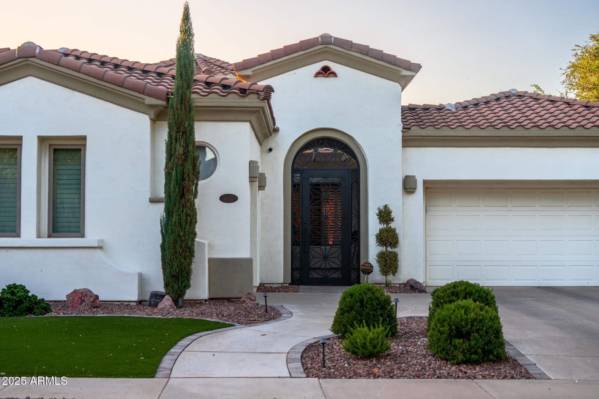 4636 E CARRIAGE Court