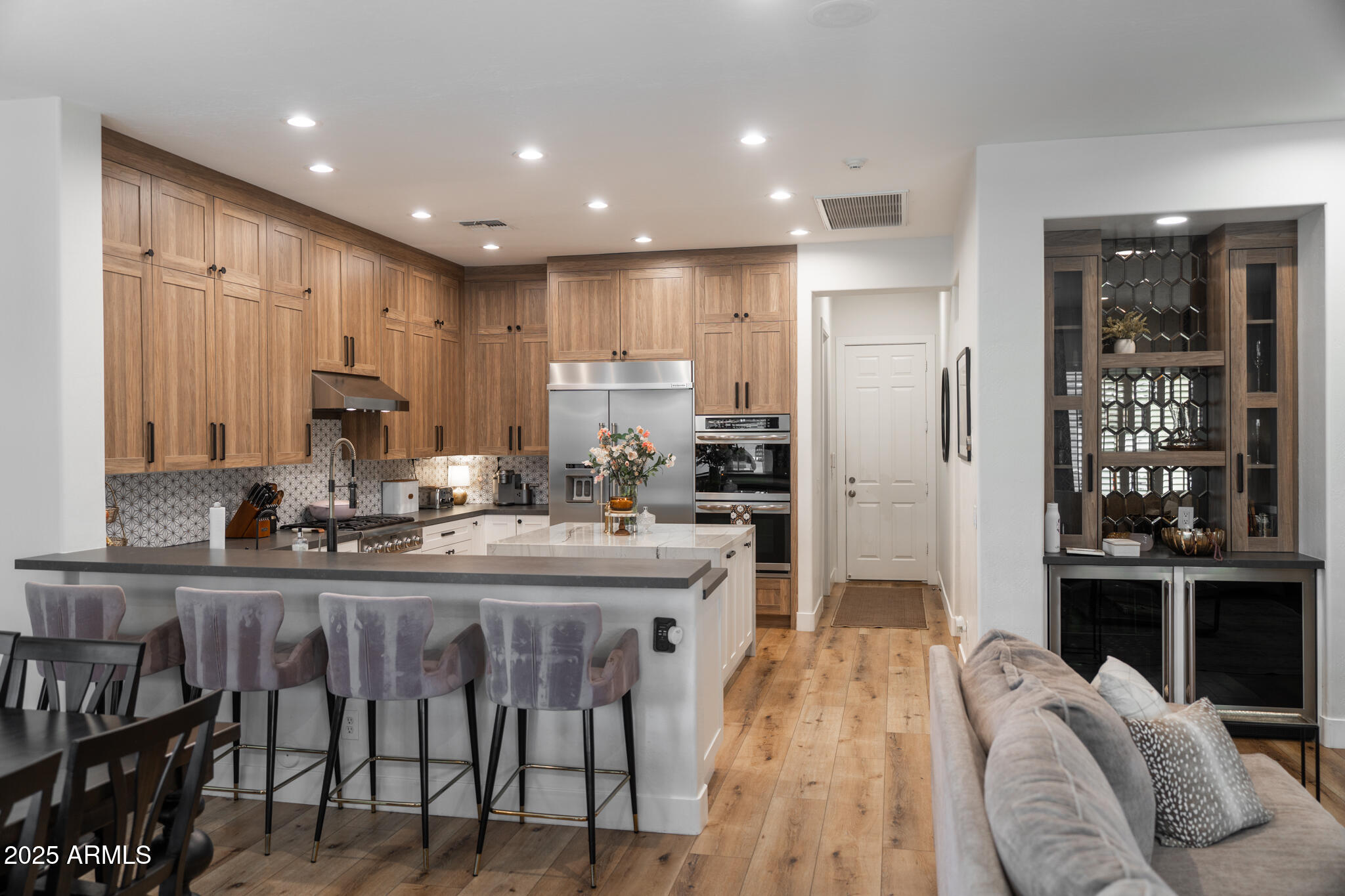 4636 E CARRIAGE Court