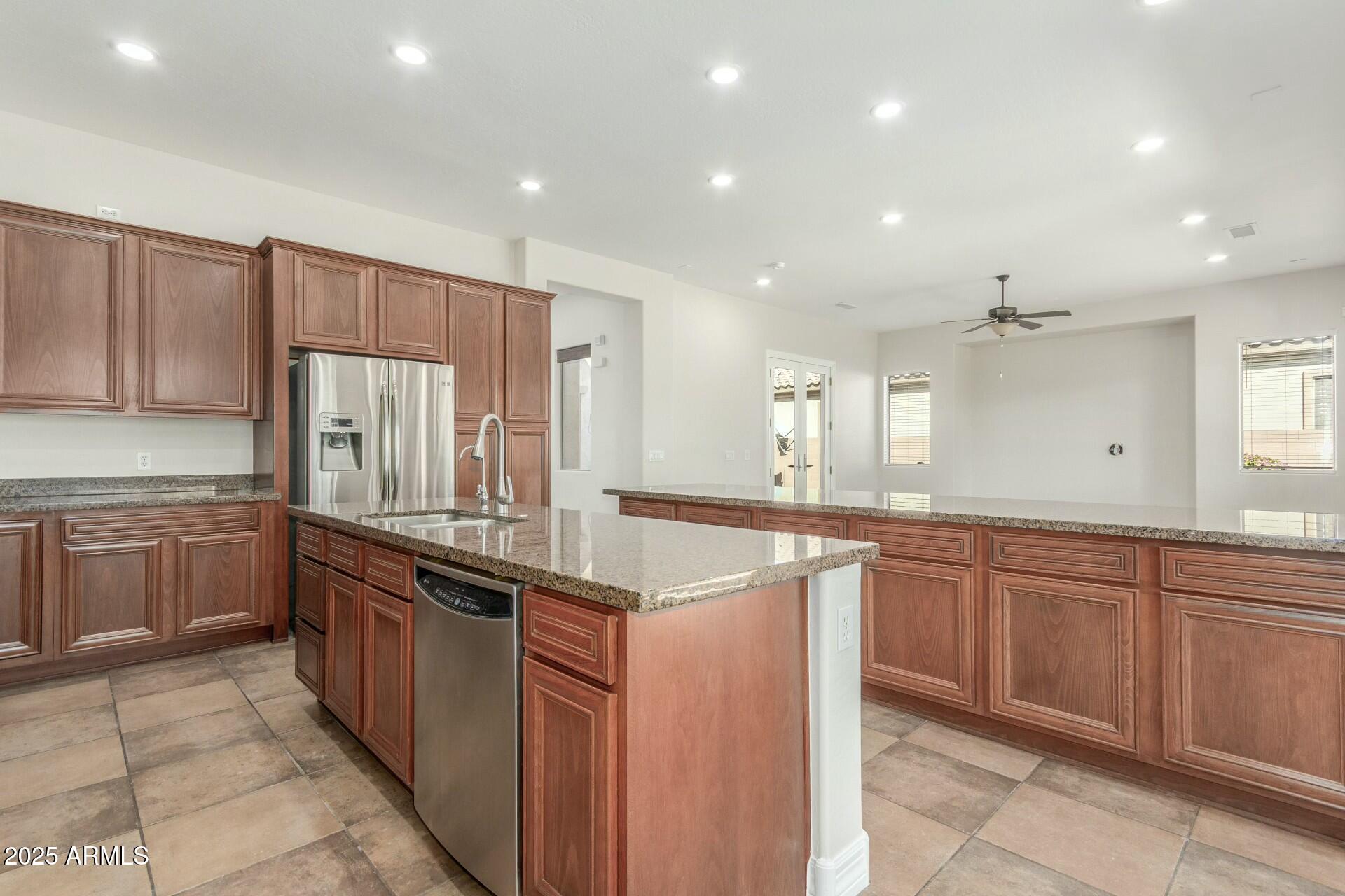 3099 E CLAXTON Court