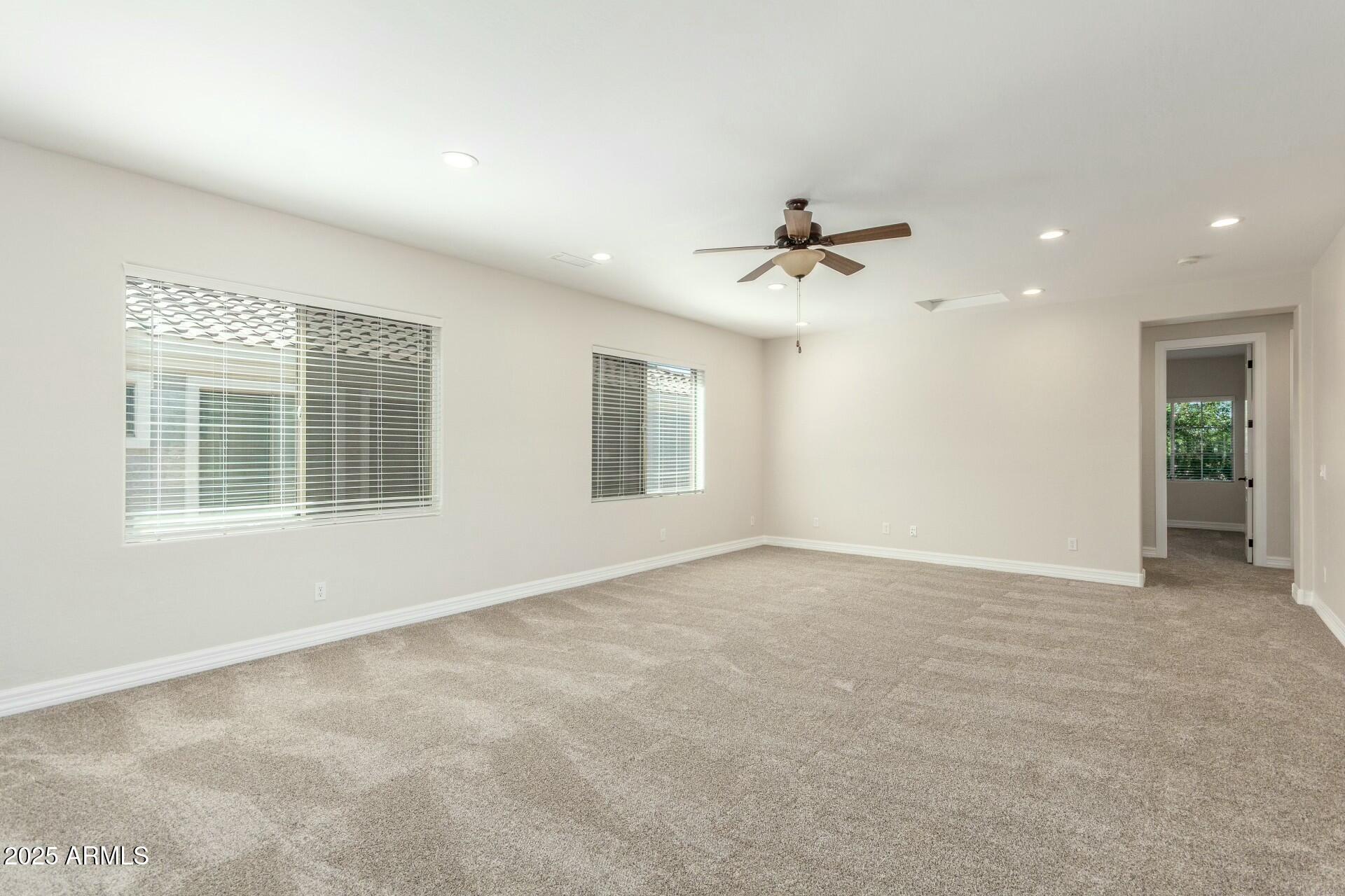 Gilbert, Arizona 85297, United States, 4 Bedrooms Bedrooms, ,3 BathroomsBathrooms,Residential,Pending,106114