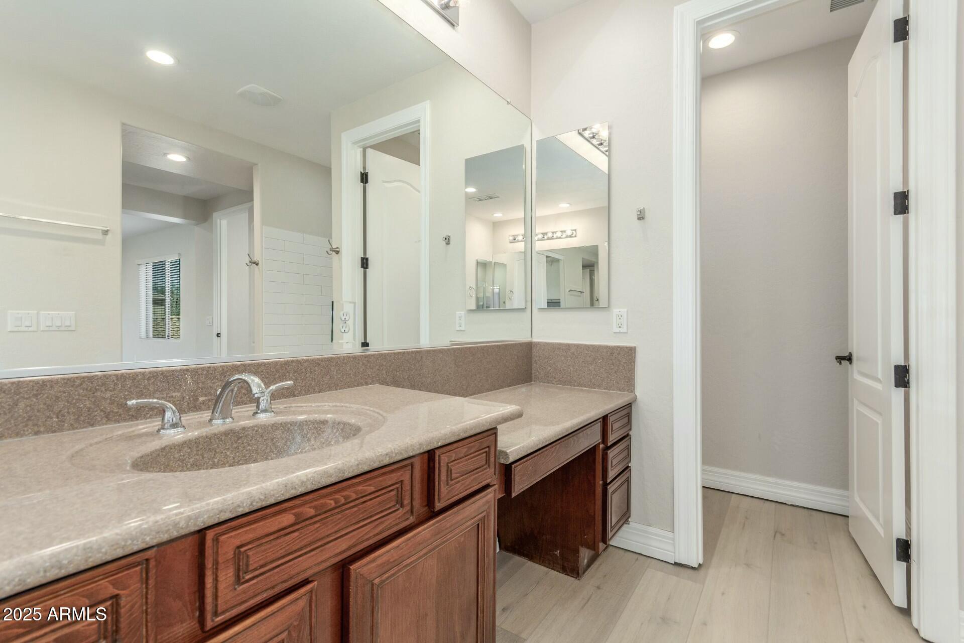 Gilbert, Arizona 85297, United States, 4 Bedrooms Bedrooms, ,3 BathroomsBathrooms,Residential,Pending,106114