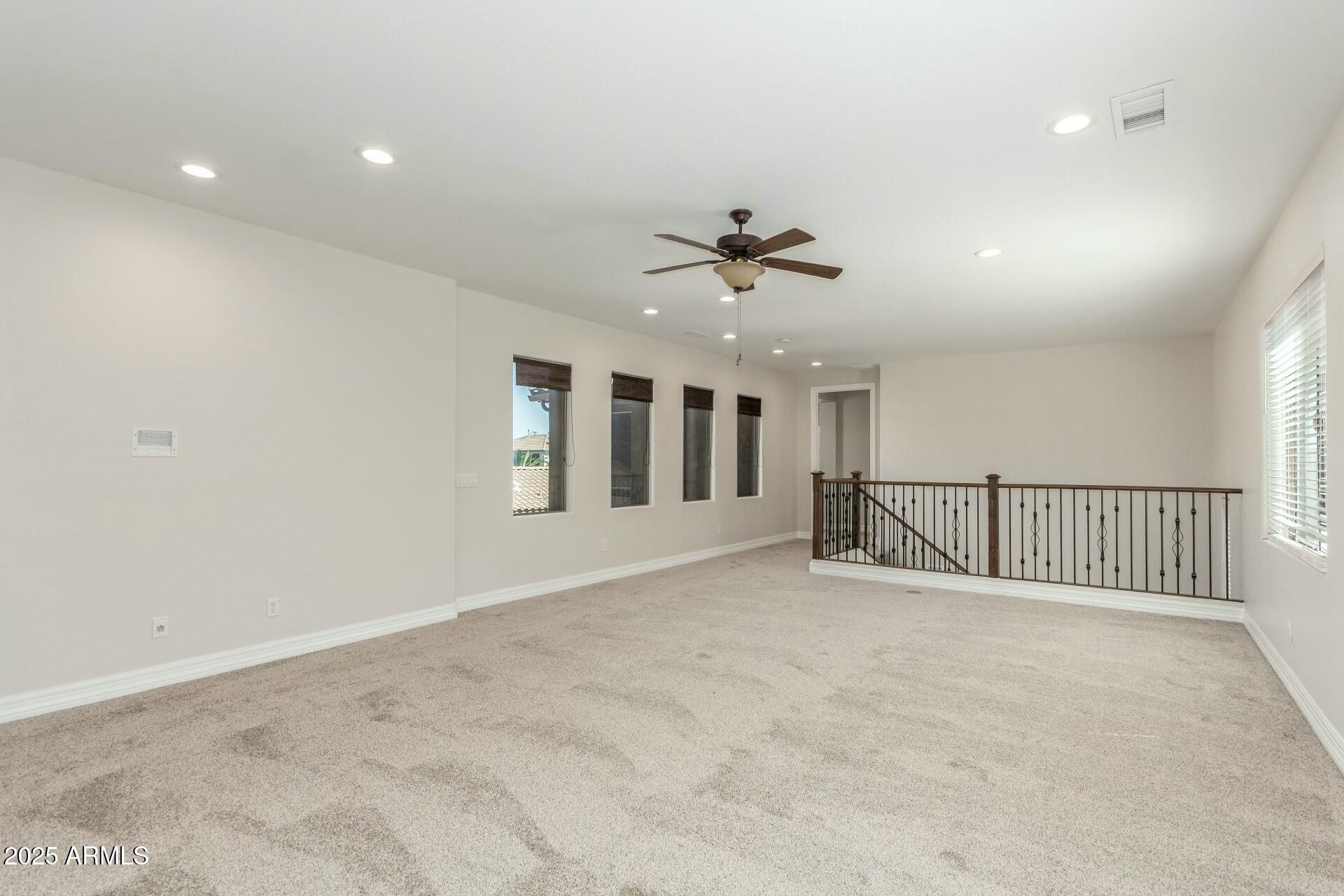 Gilbert, Arizona 85297, United States, 4 Bedrooms Bedrooms, ,3 BathroomsBathrooms,Residential,Pending,106114