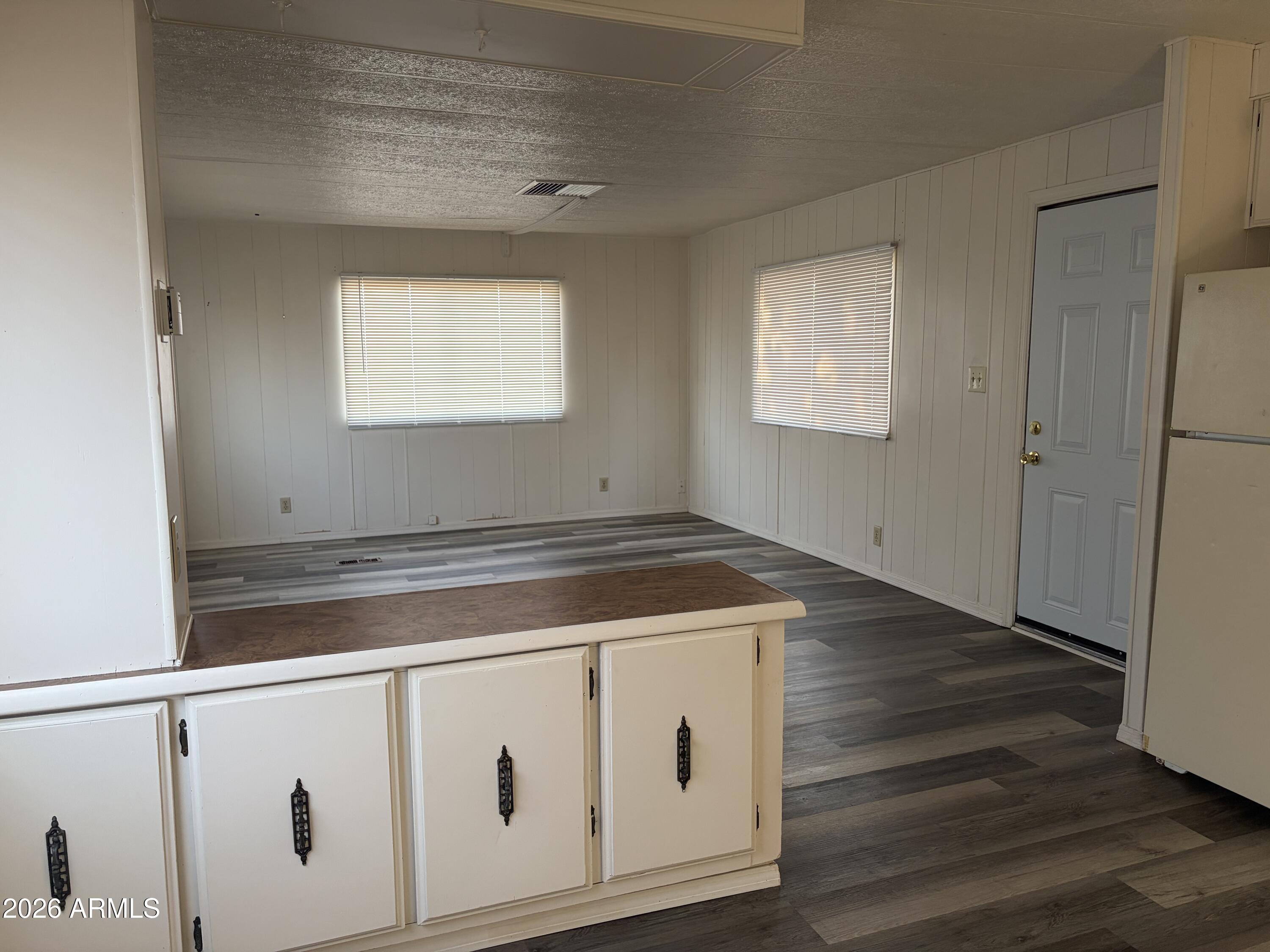 2595 S Pipe Creek Drive