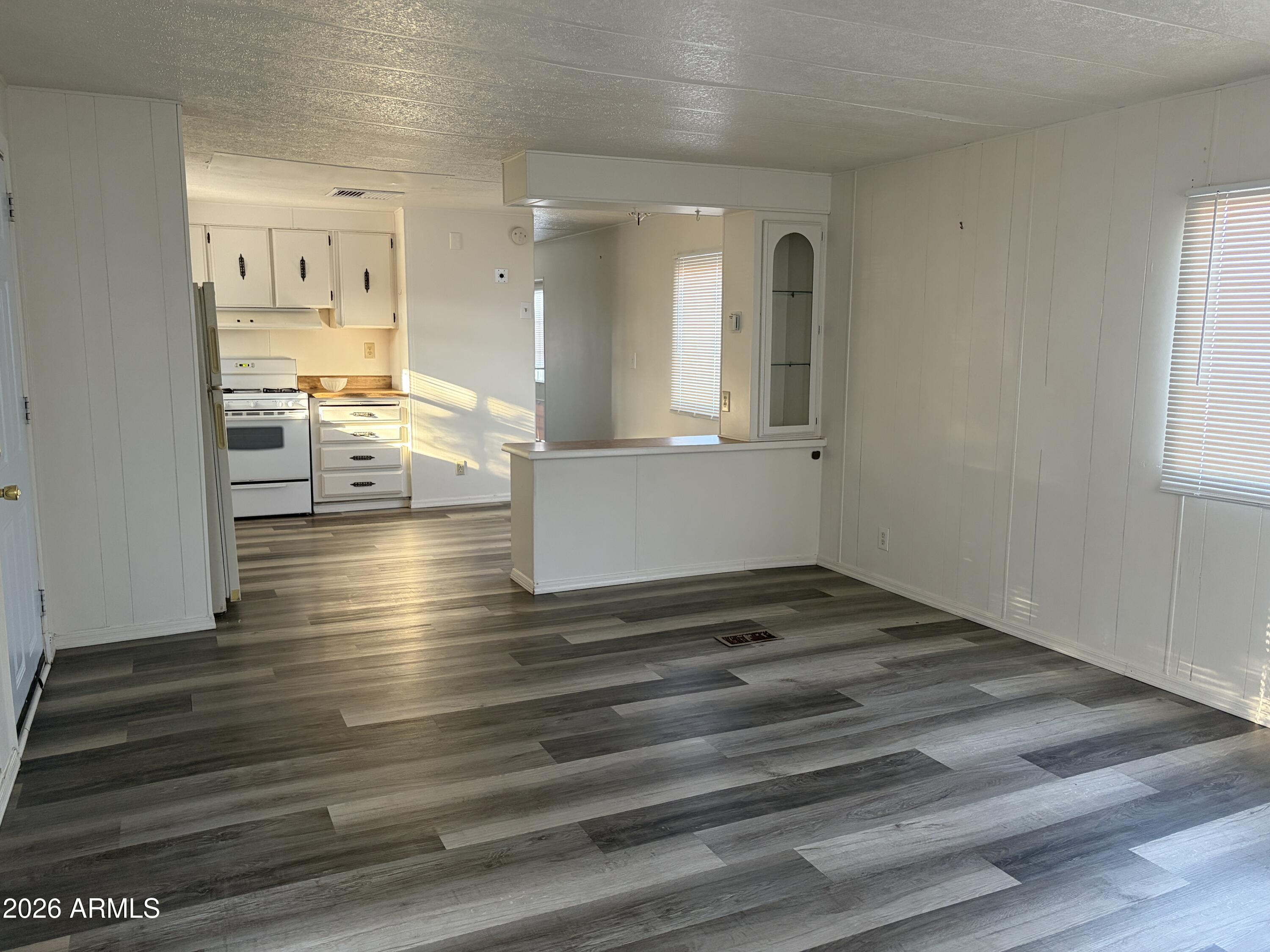 2595 S Pipe Creek Drive