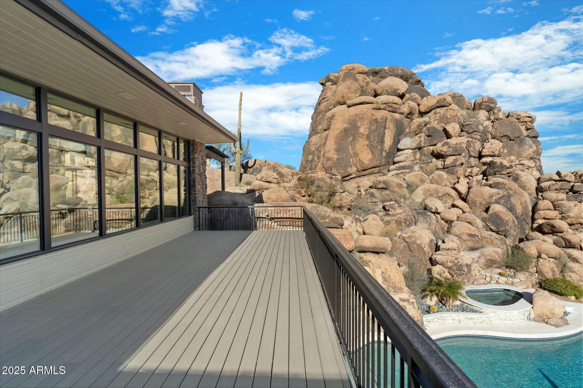 CAREFREE 3A AMD - Residential