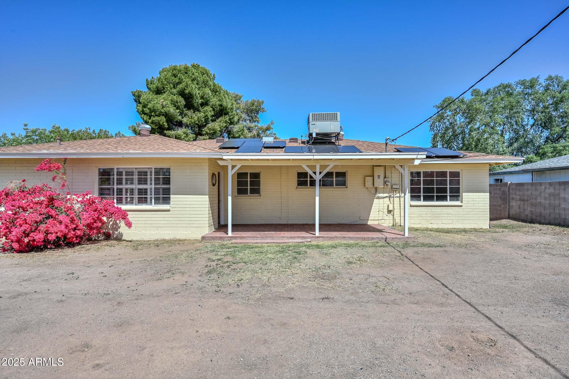 2419 W SHADY GLEN Avenue