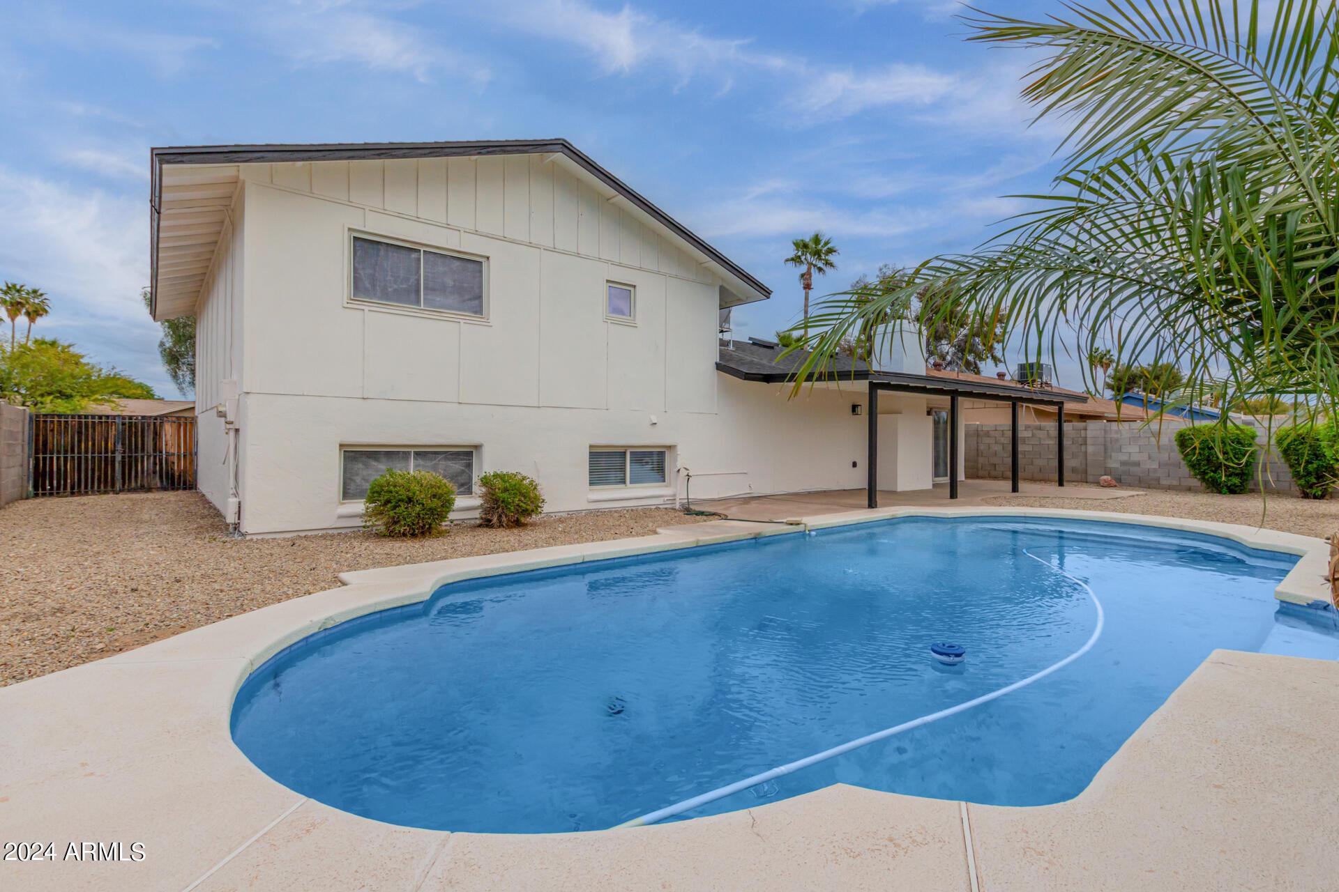 4414 S Newberry Road