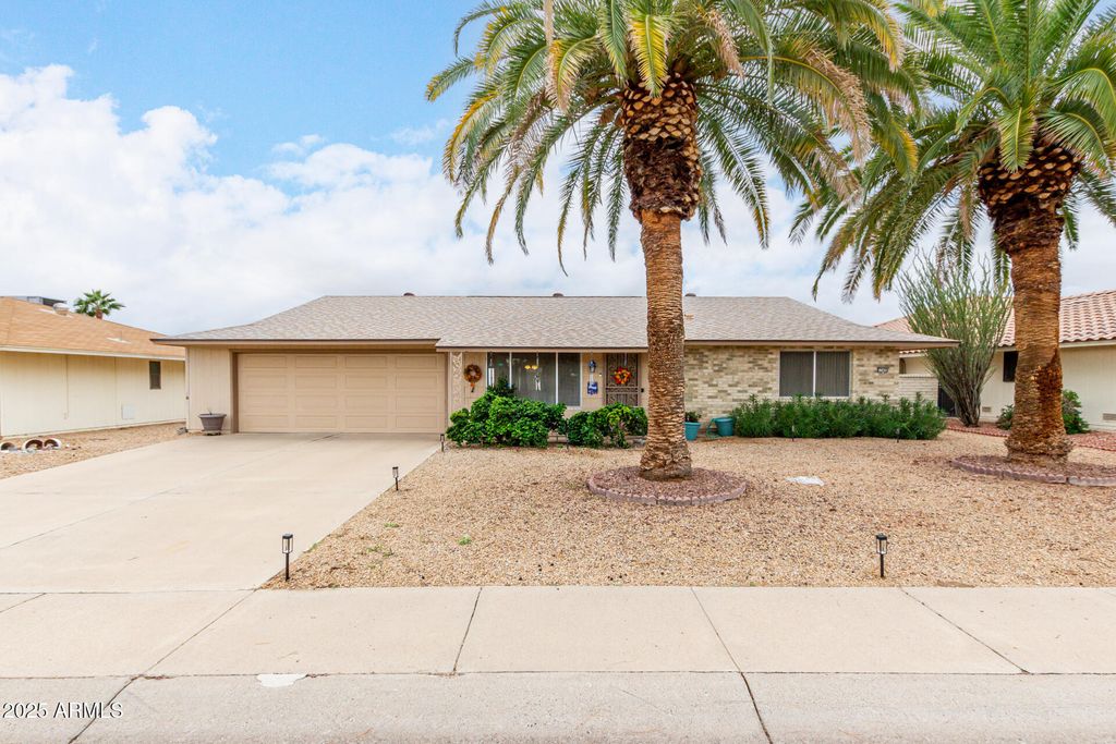 Photo of 17426 N 125th Avenue, Sun City West, AZ 85375 (MLS # 6949795)