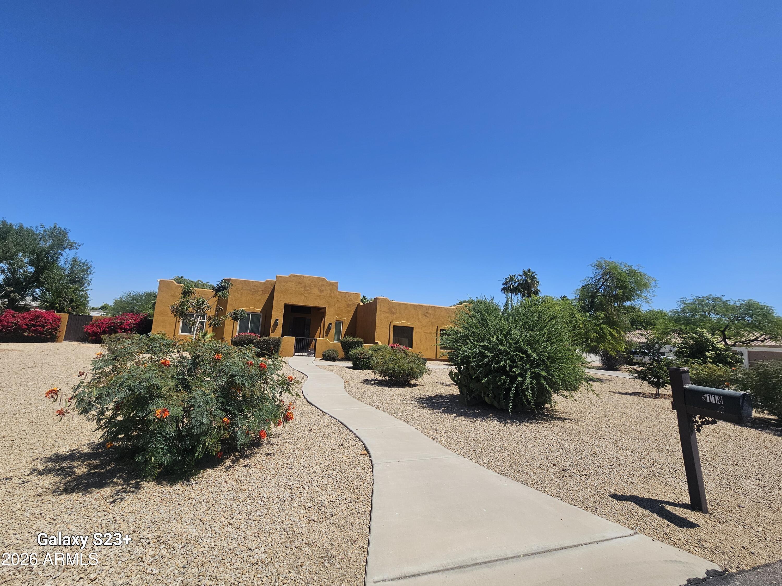 5118 W WINSTON Drive