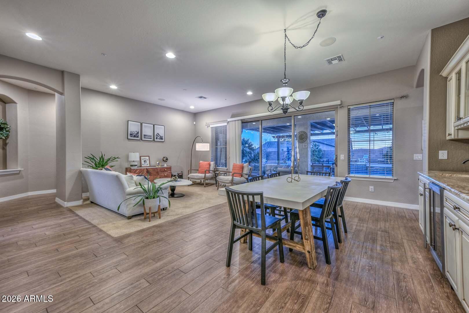 12743 W Calle De Pompas --