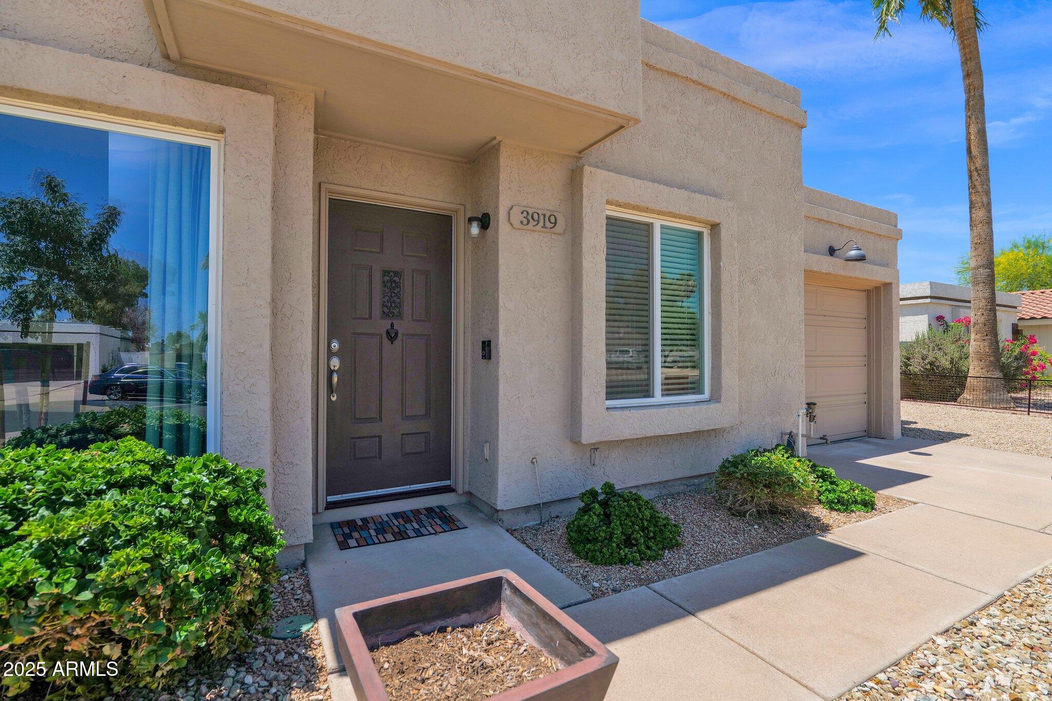 3919 E LARKSPUR Drive