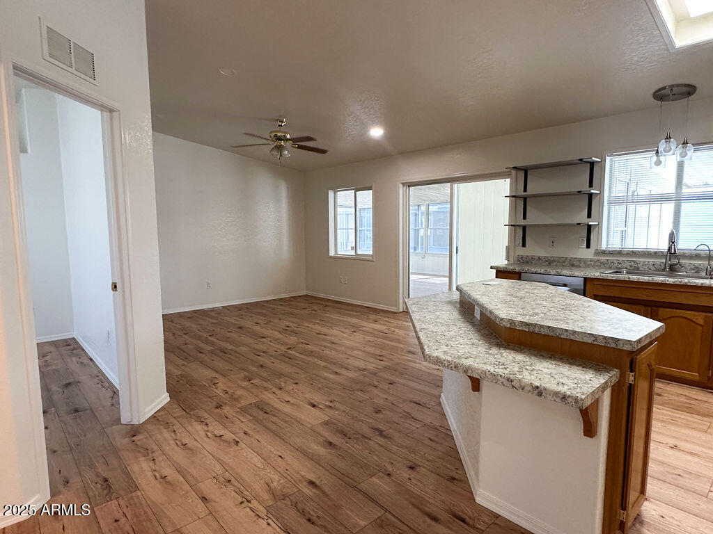 2054 N THORNTON Road 187