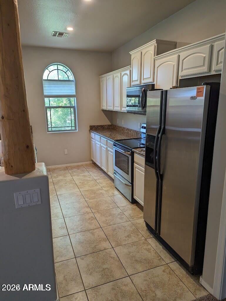 2155 N GRACE Boulevard 206