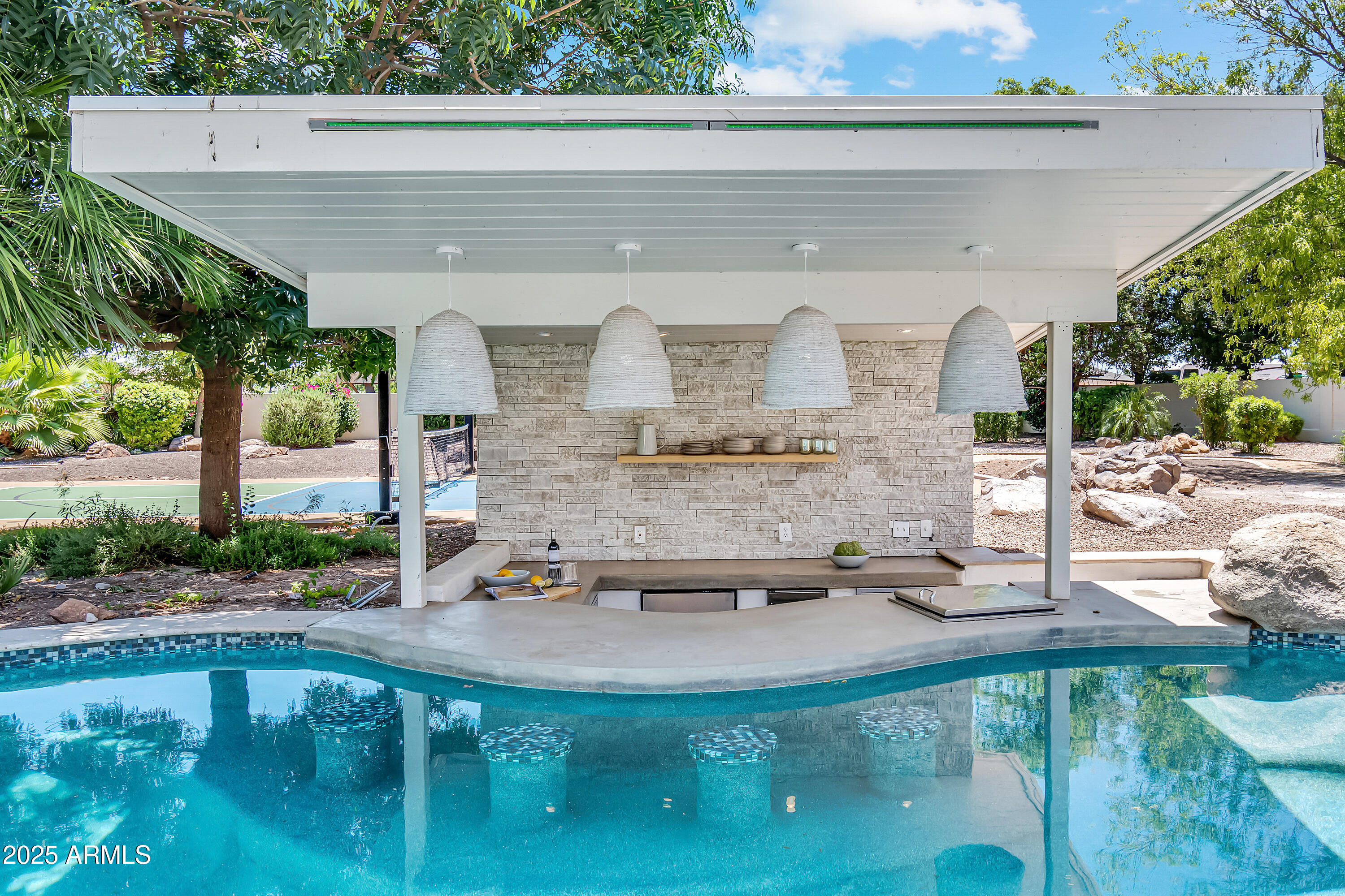 7475 E JACKRABBIT Road