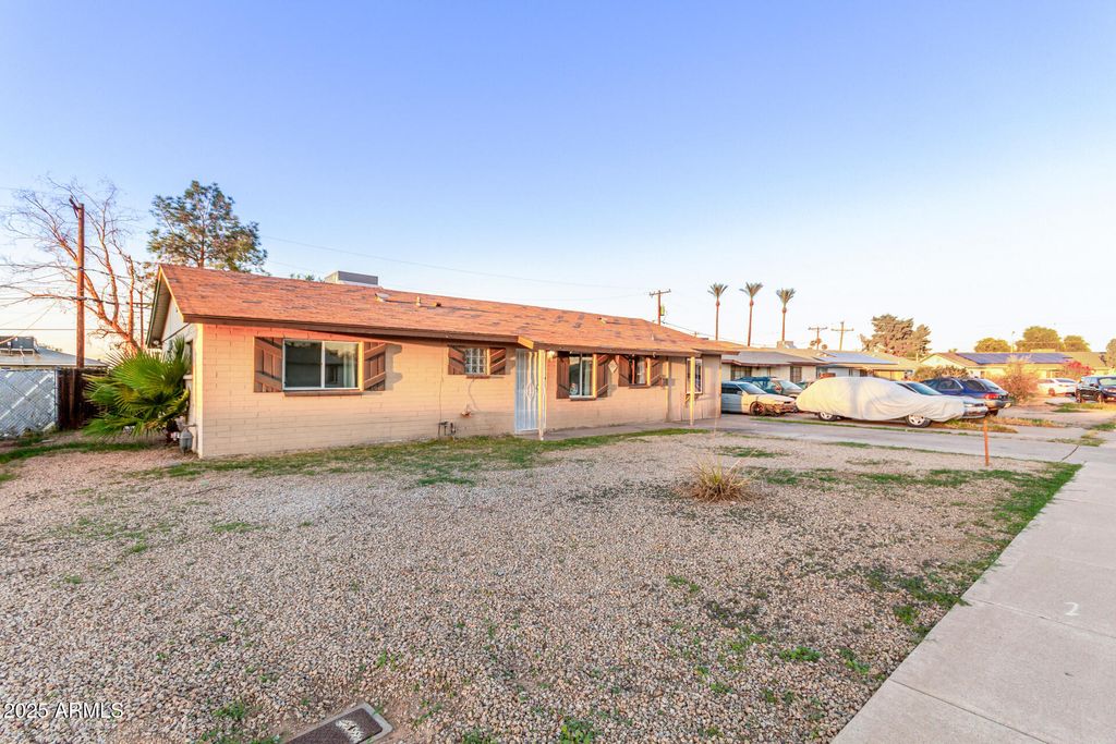 Photo of 1340 E Crescent Avenue, Mesa, AZ 85204 (MLS # 6930194)