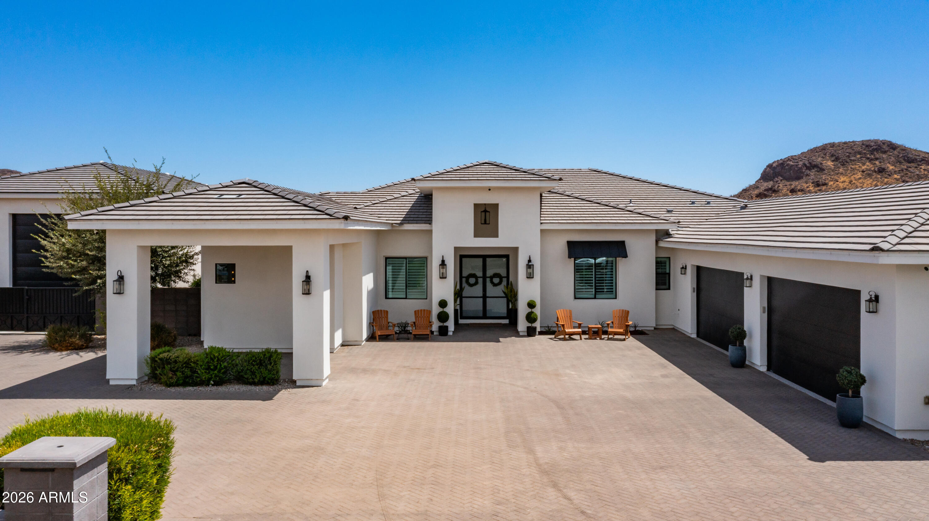 15433 W DALE Lane
