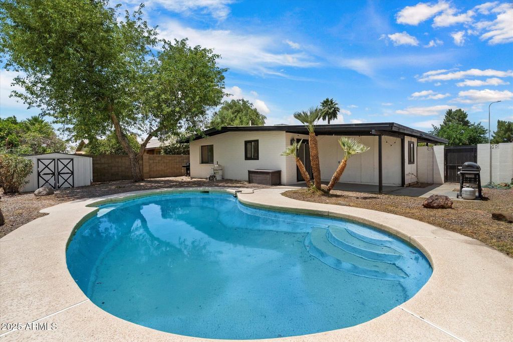 Photo of 1939 E Alameda Drive, Tempe, AZ 85282 (MLS # 6874723)