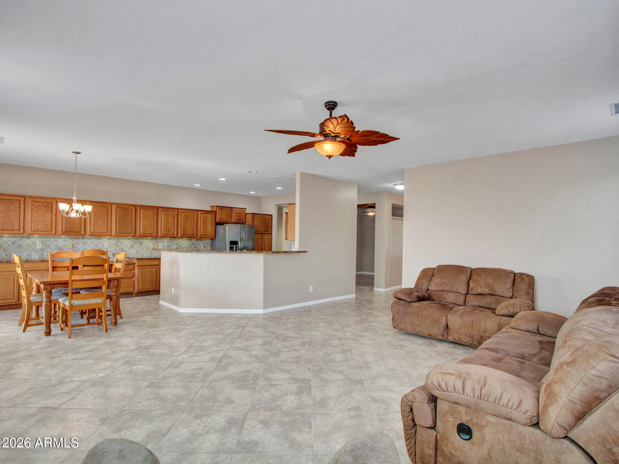 25633 W ST CATHERINE Avenue