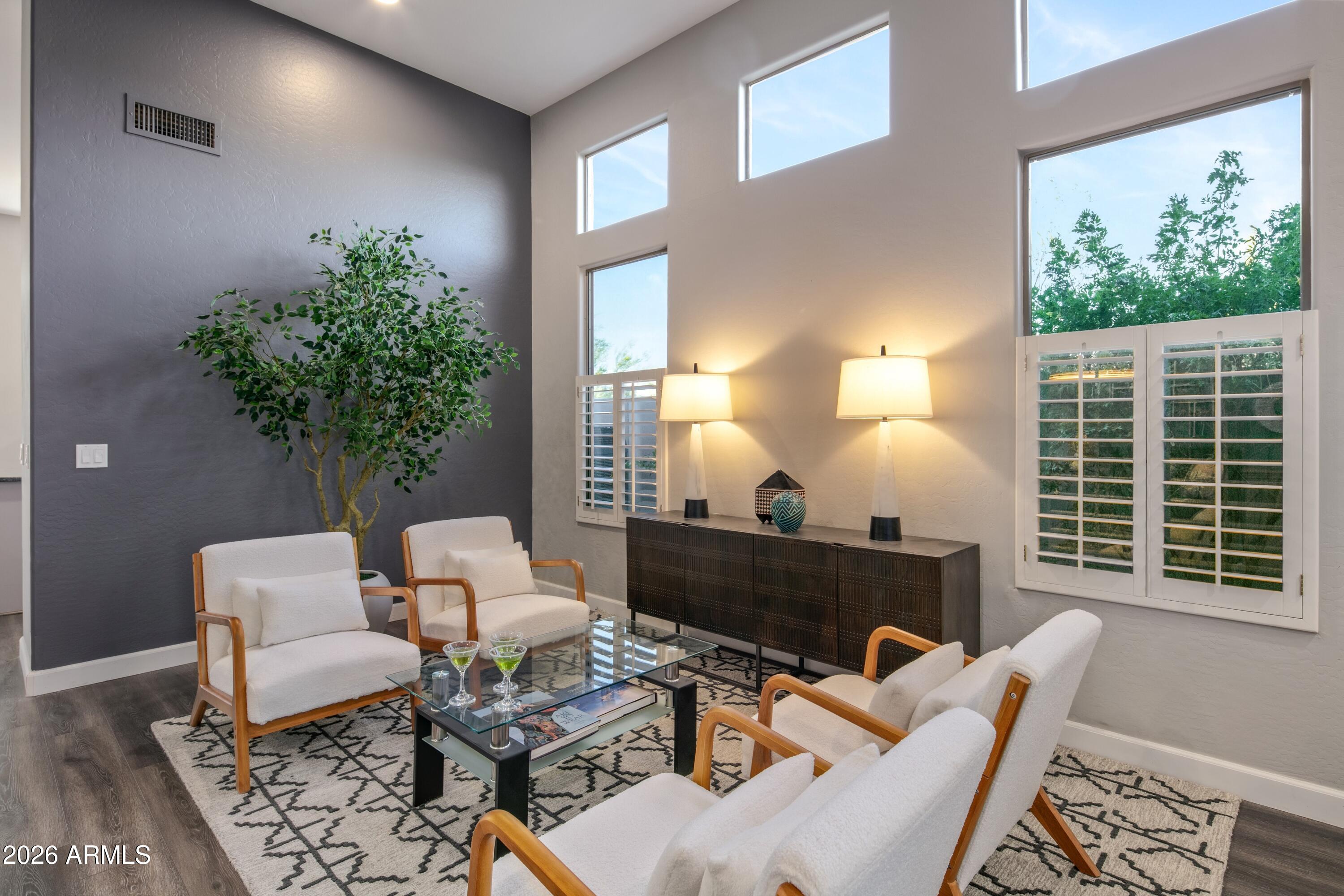7130 E SIENNA BOUQUET Place