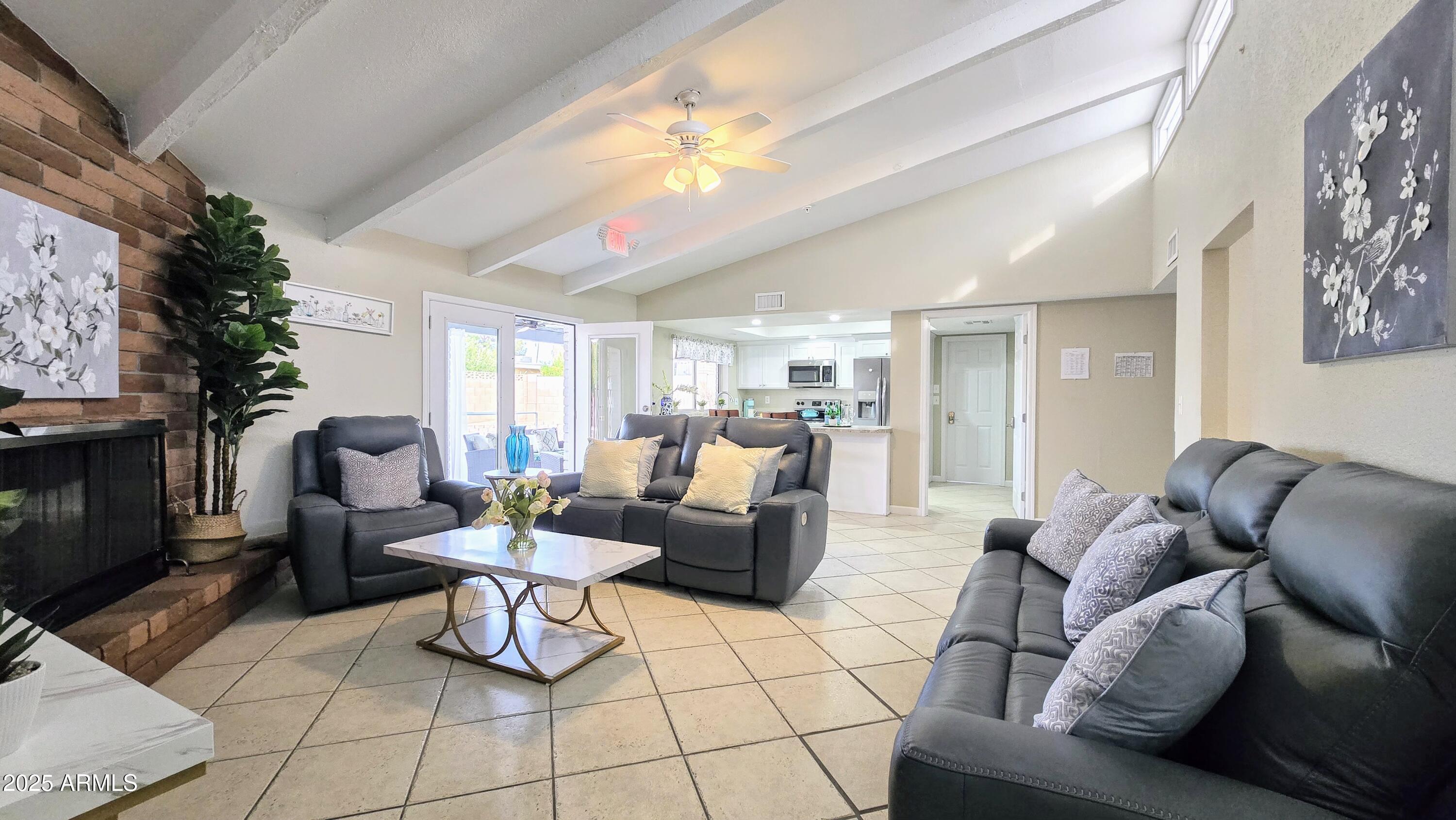 6722 E JEAN Drive