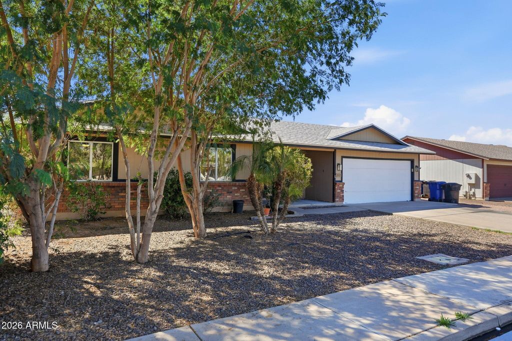 Photo of 2625 E Isabella Avenue, Mesa, AZ 85204 (MLS # 6998110)