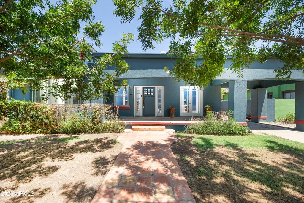 Photo of 530 W Willetta Street, Phoenix, AZ 85003 (MLS # 6896573)