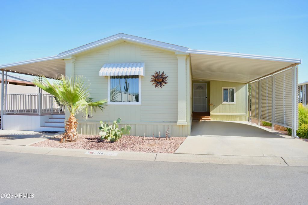 Photo of 450 W Sunwest Drive #114, Casa Grande, AZ 85122 (MLS # 6889228)