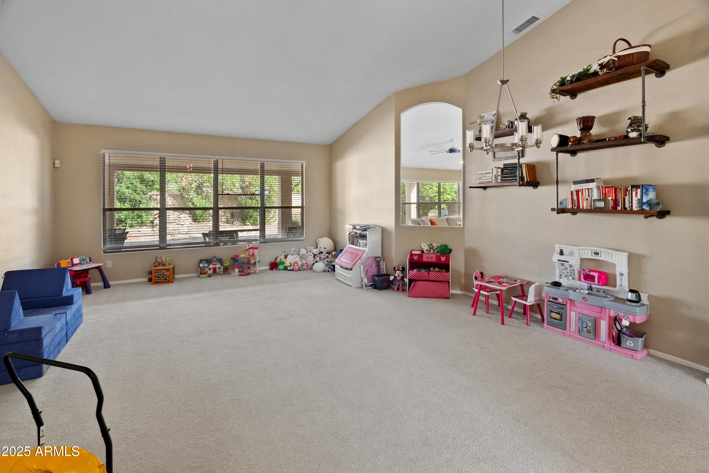 5434 W SAINT JOHN Road