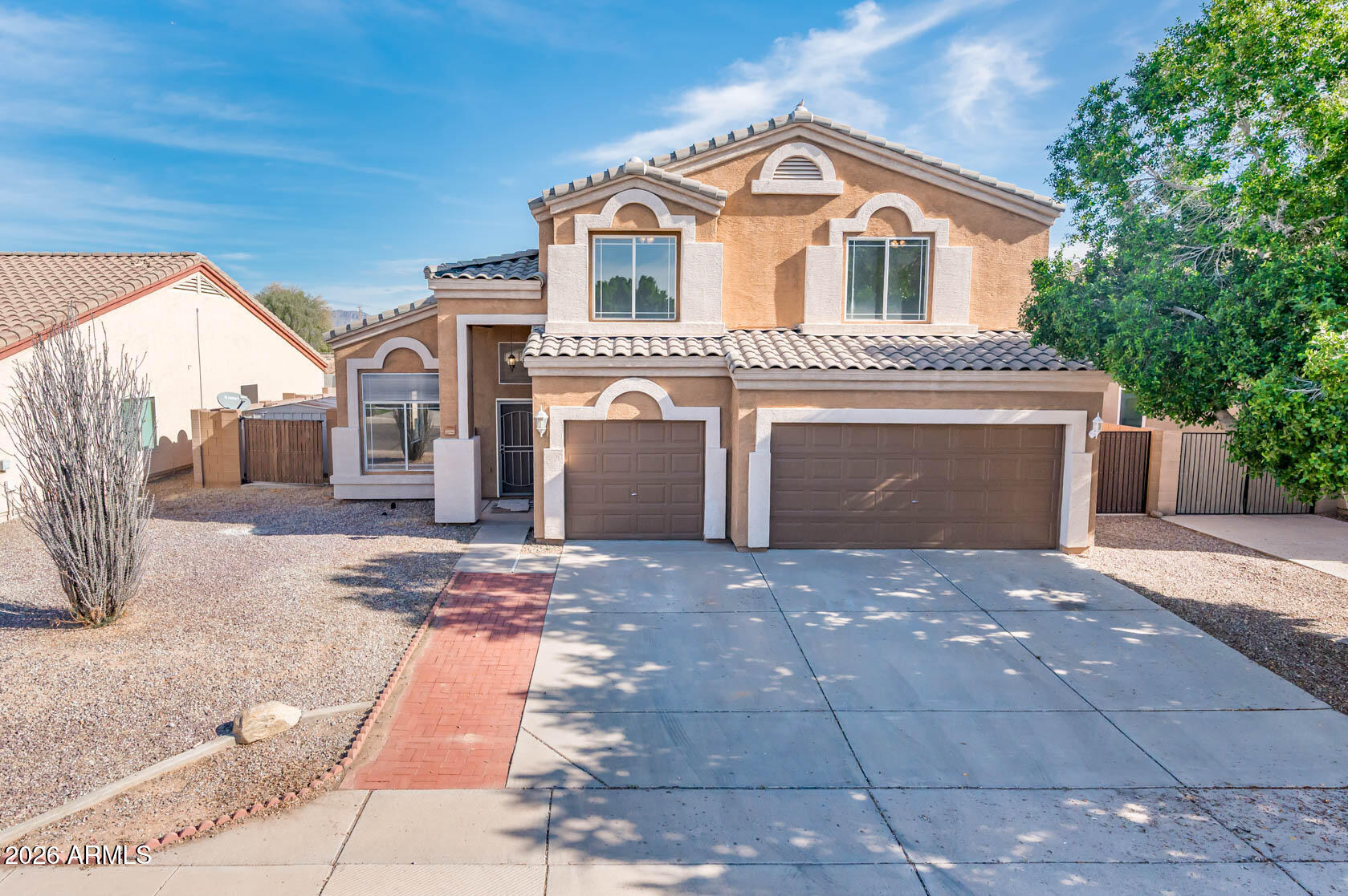 10640 E CAROL Avenue