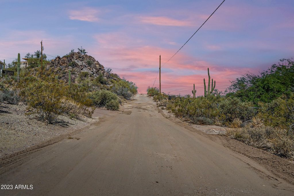 Photo of 0 E Sagebrush Street #LOT 1, Apache Junction, AZ 85119 (MLS # 6912316)