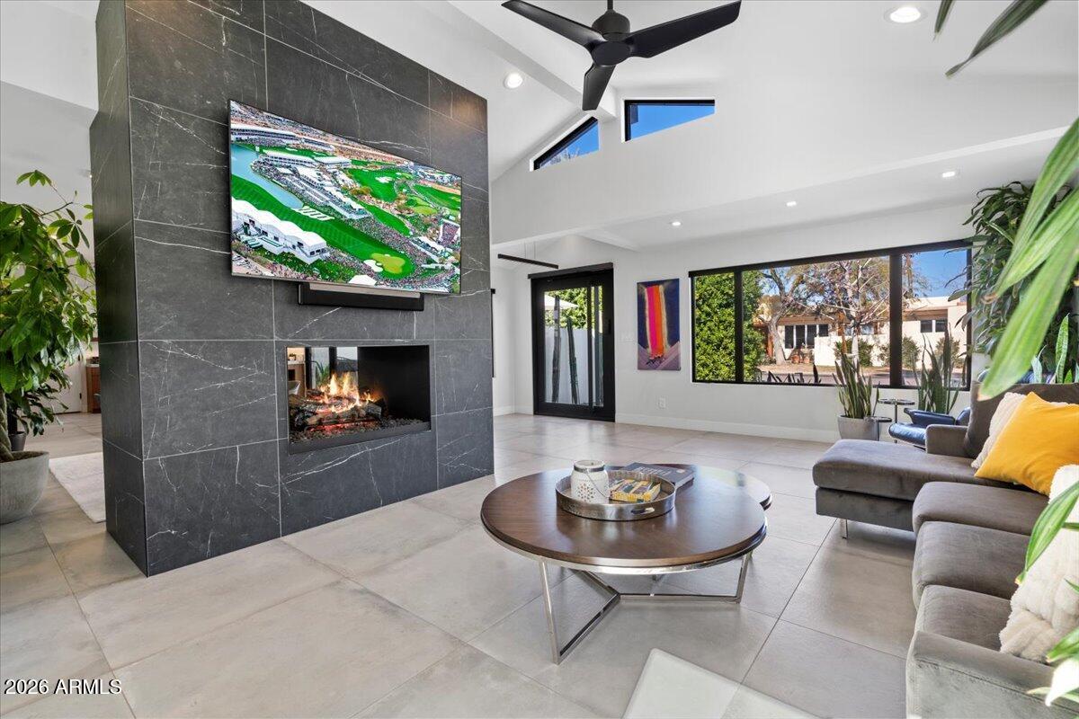 7023 E ORANGE BLOSSOM Lane