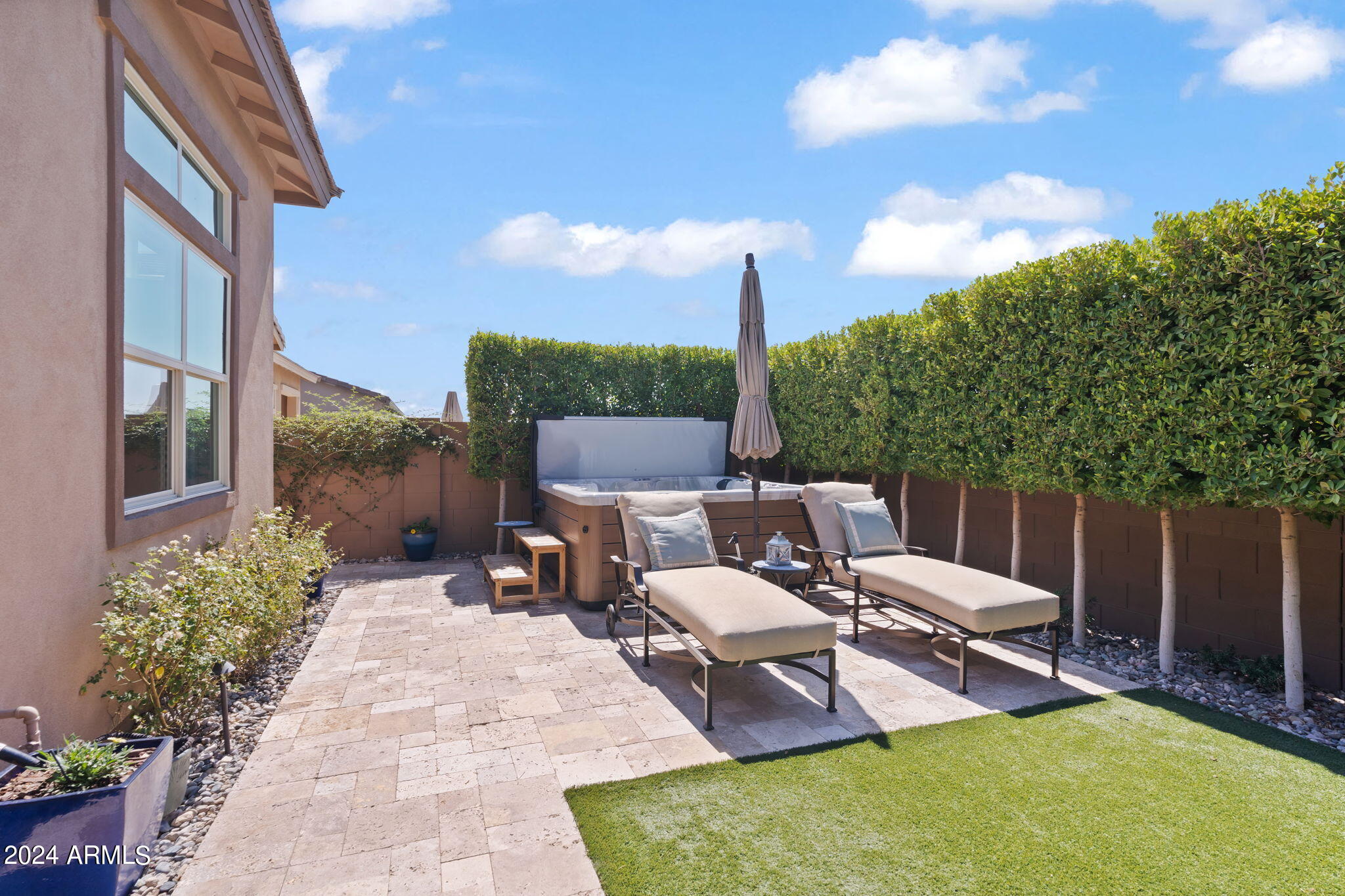 Scottsdale, Arizona 85255, United States, 4 Bedrooms Bedrooms, ,3 BathroomsBathrooms,Residential,Pending,17964