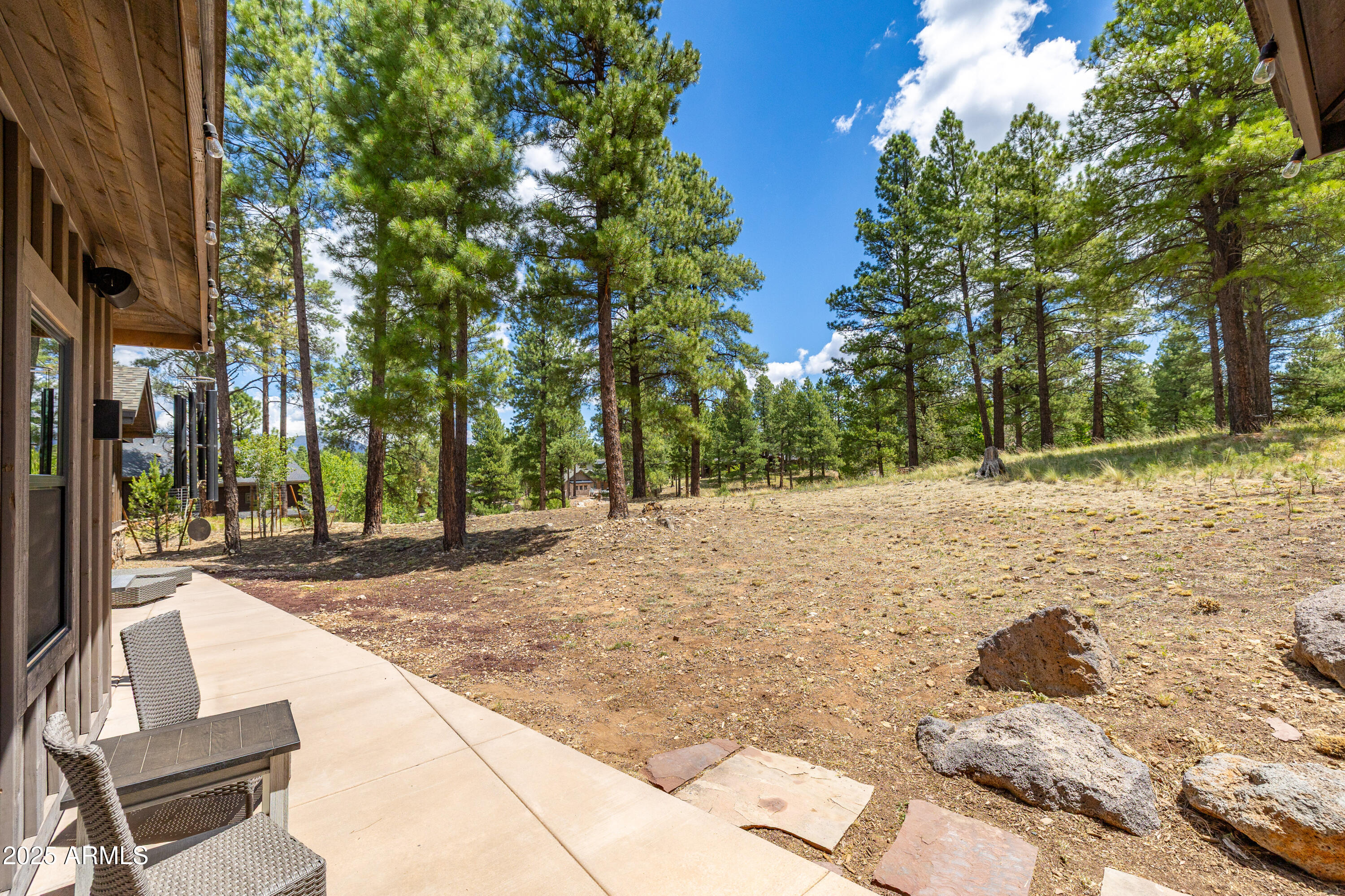 3224 S Clubhouse Circle