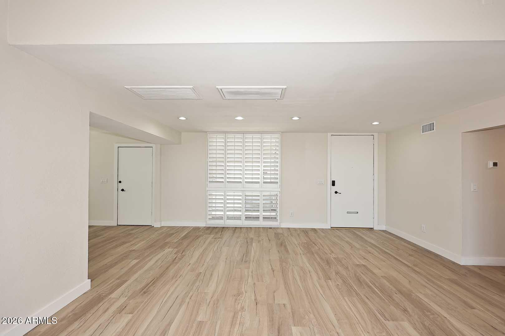 Sands East Townhouses 2 - Residential