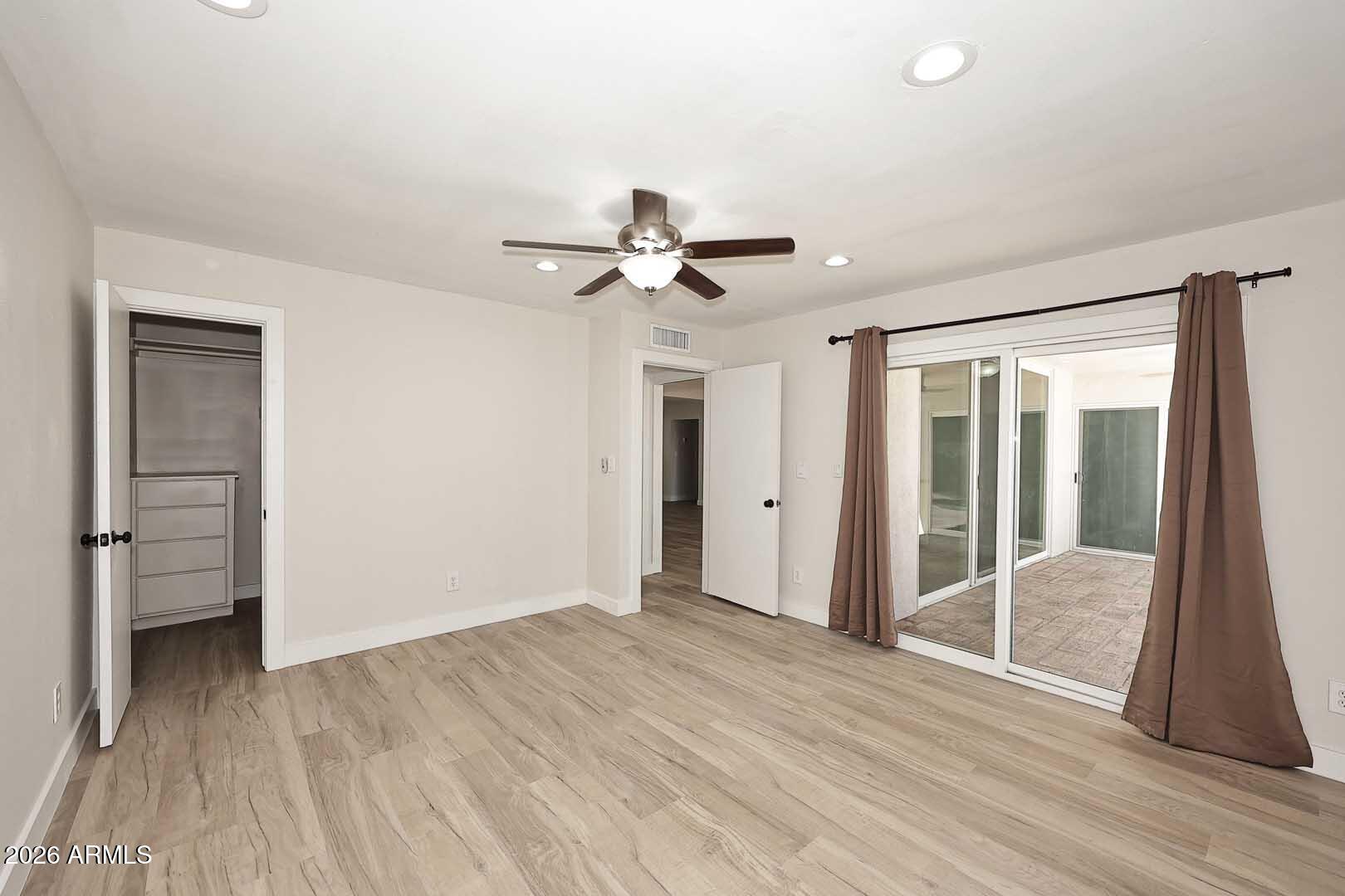 Sands East Townhouses 2 - Residential