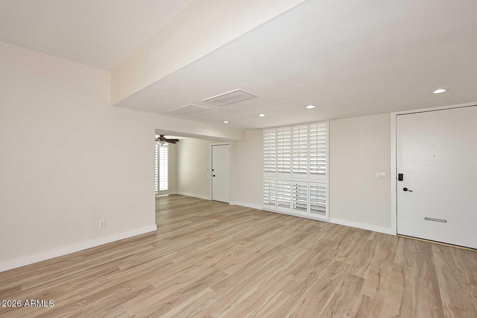 Sands East Townhouses 2 - Residential