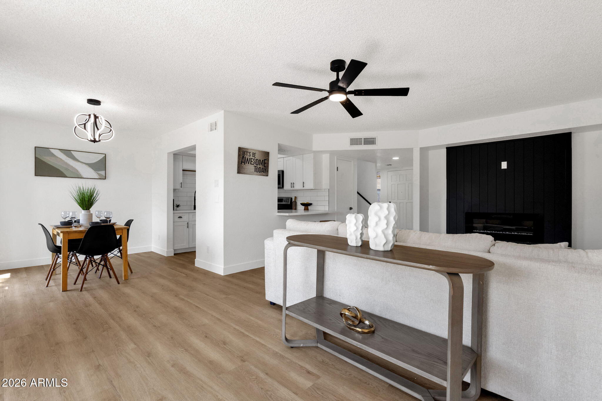 2232 W LINDNER Avenue 29