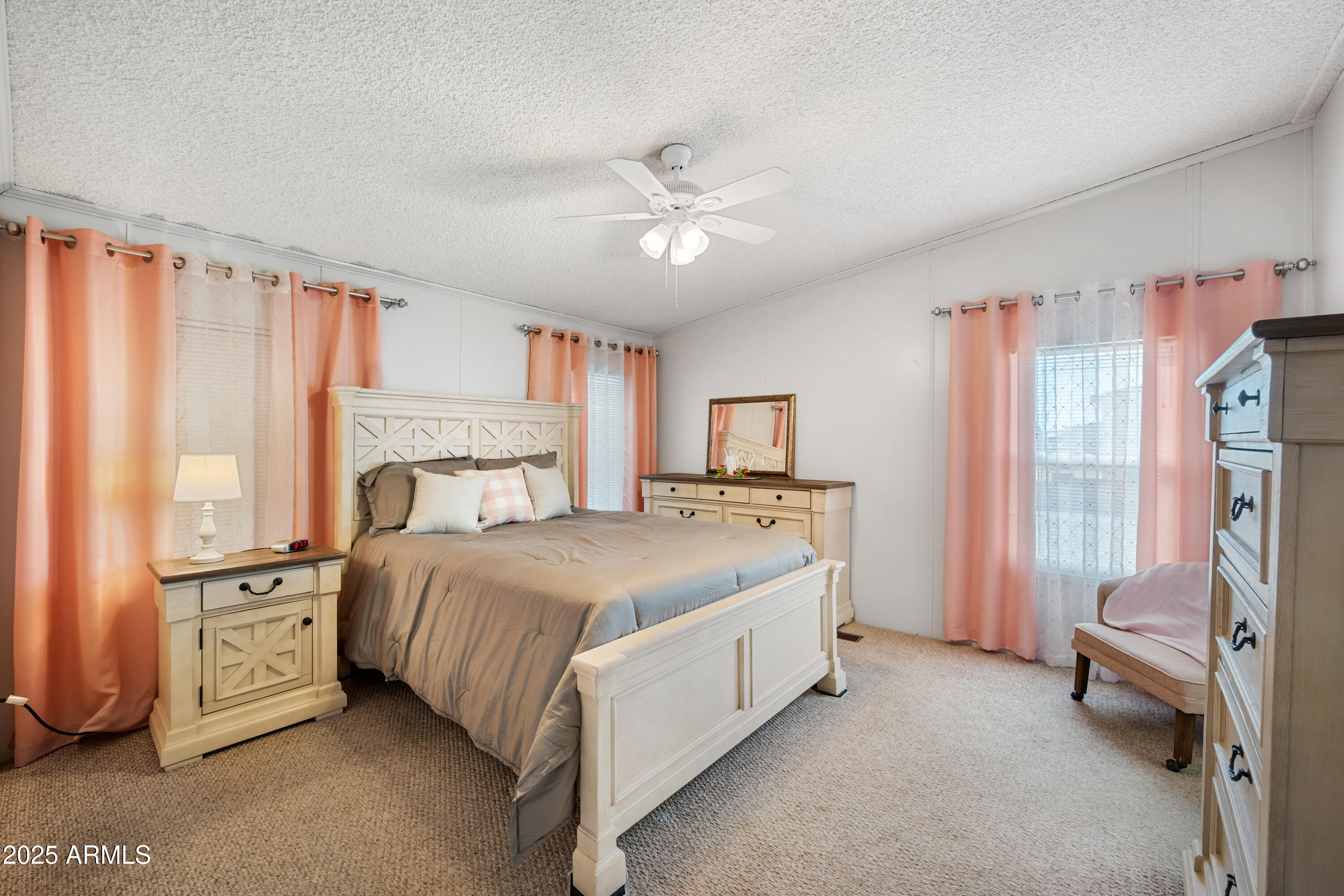 3822 N ILLINOIS Avenue