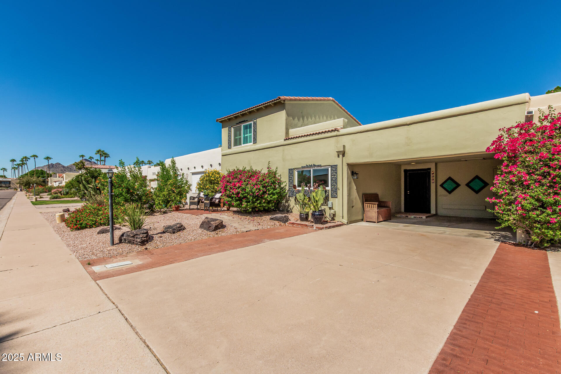 7662 E NORTHLAND Drive