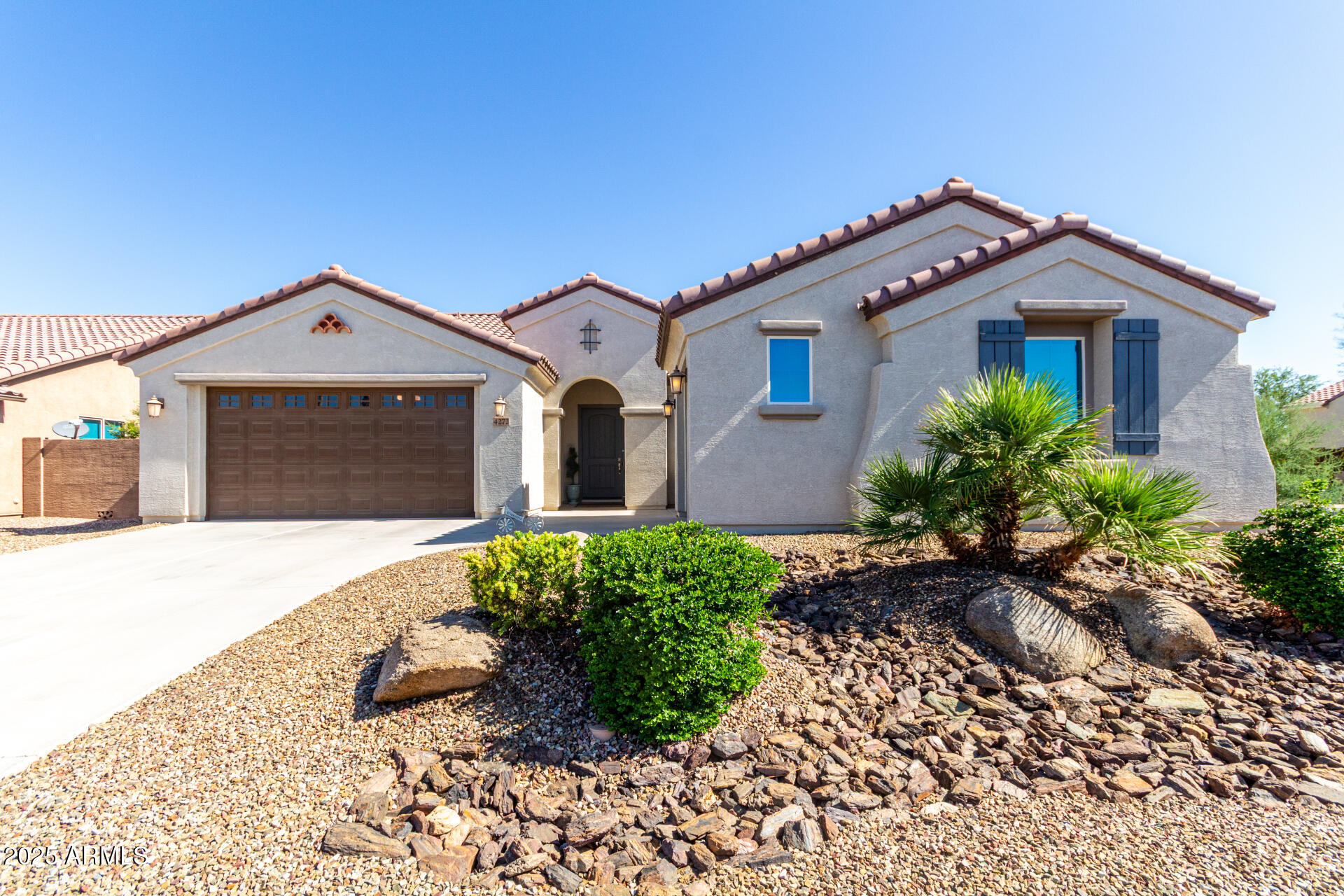 4272 W AGAVE Avenue