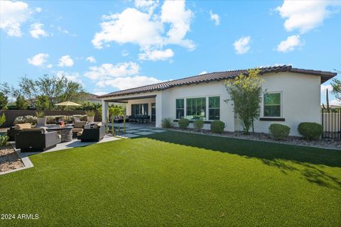 A home in Cave Creek