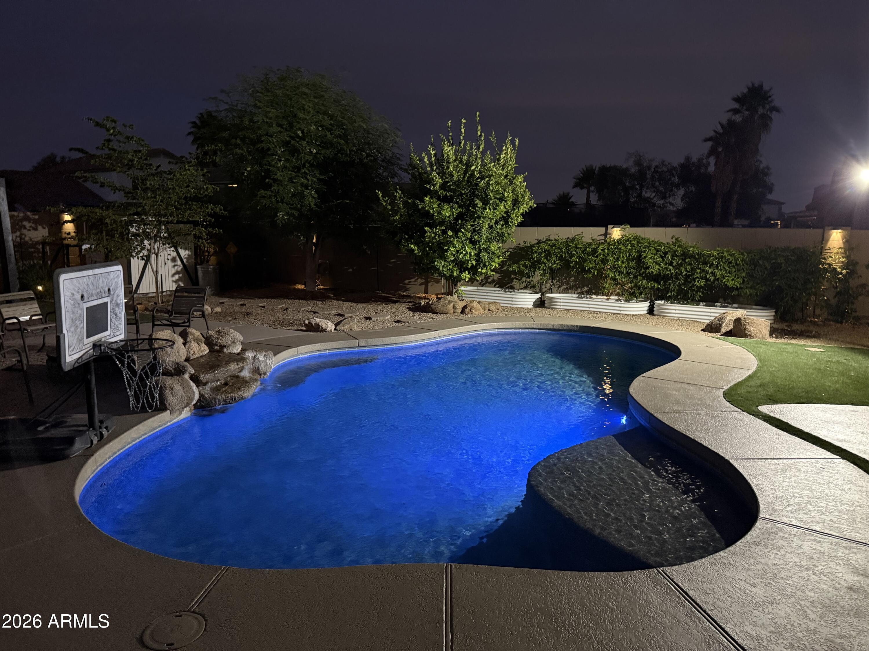 12528 W ROSEWOOD Lane