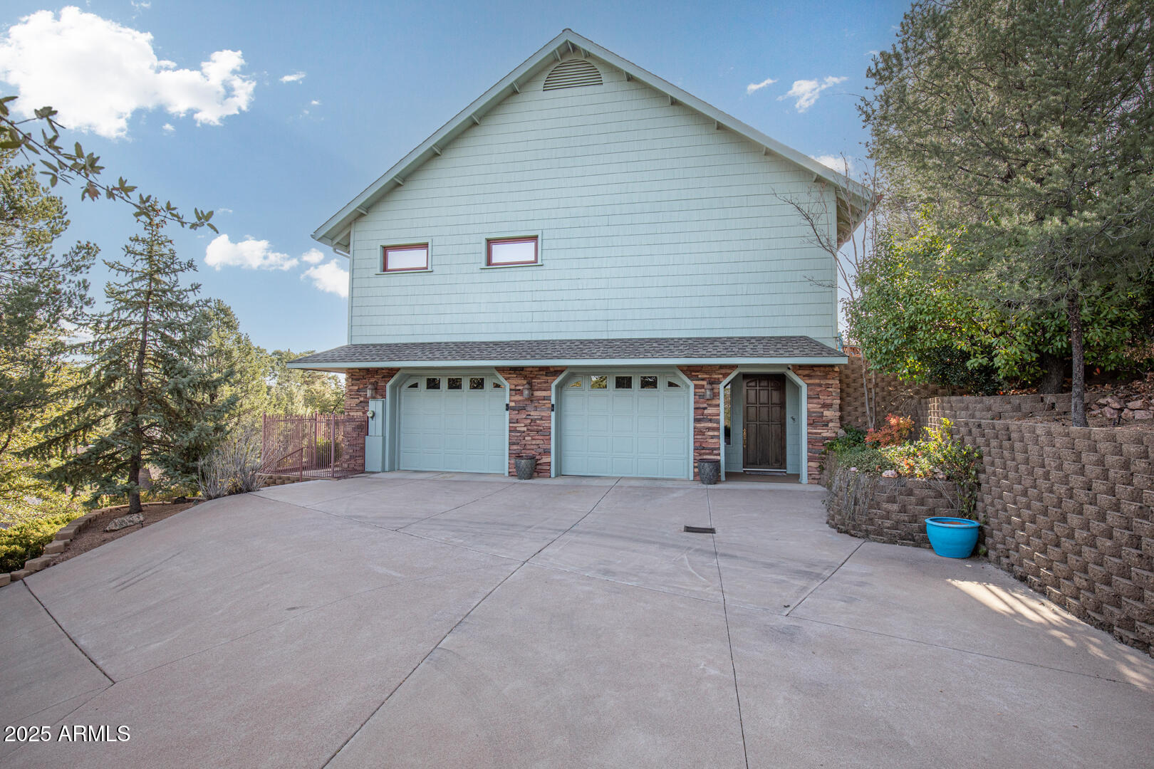 801 W Zane Grey Circle