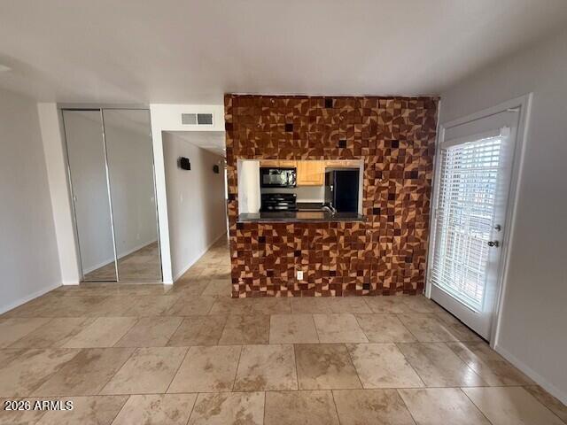 14203 N 19TH Avenue 1049