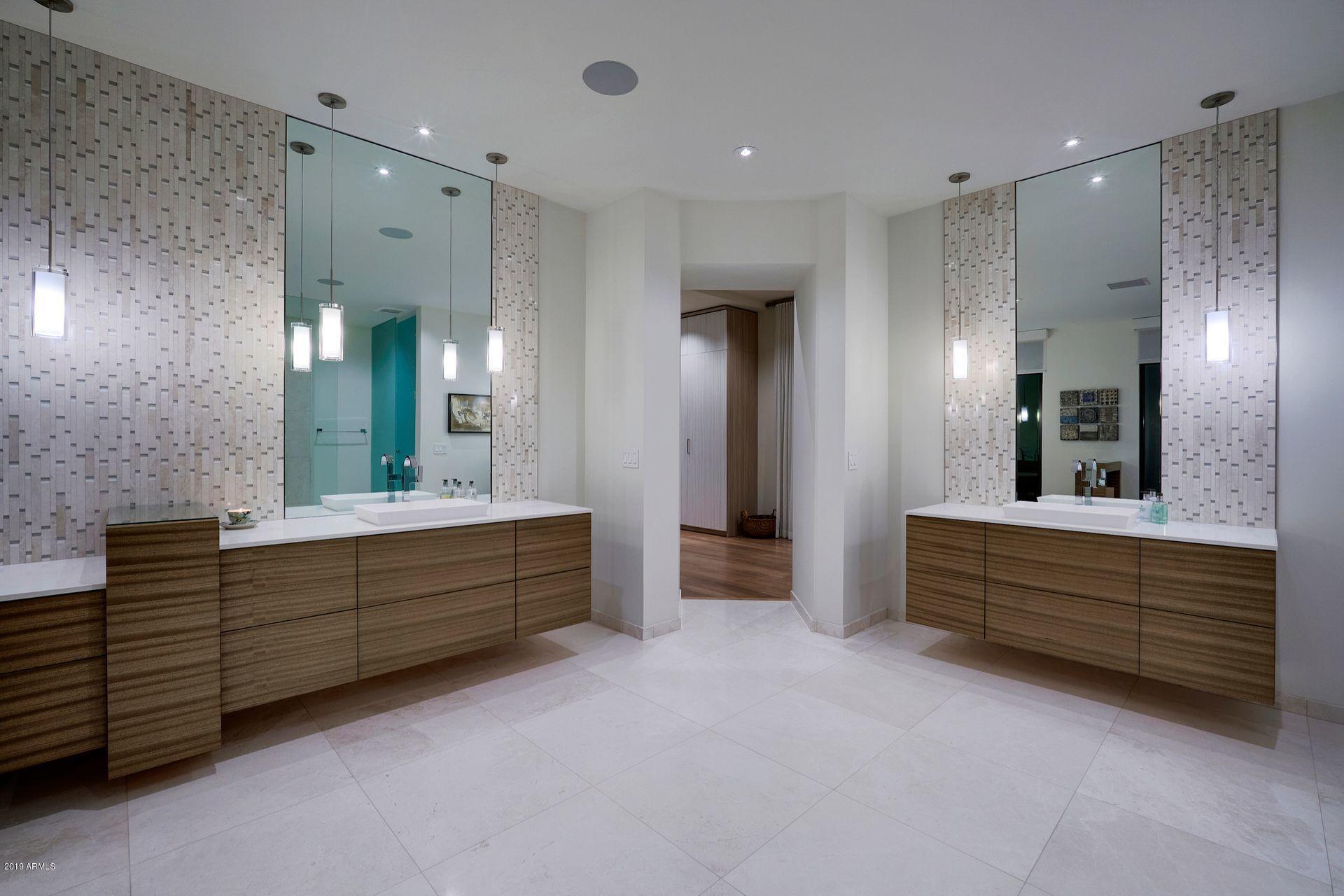 DC RANCH - Residential