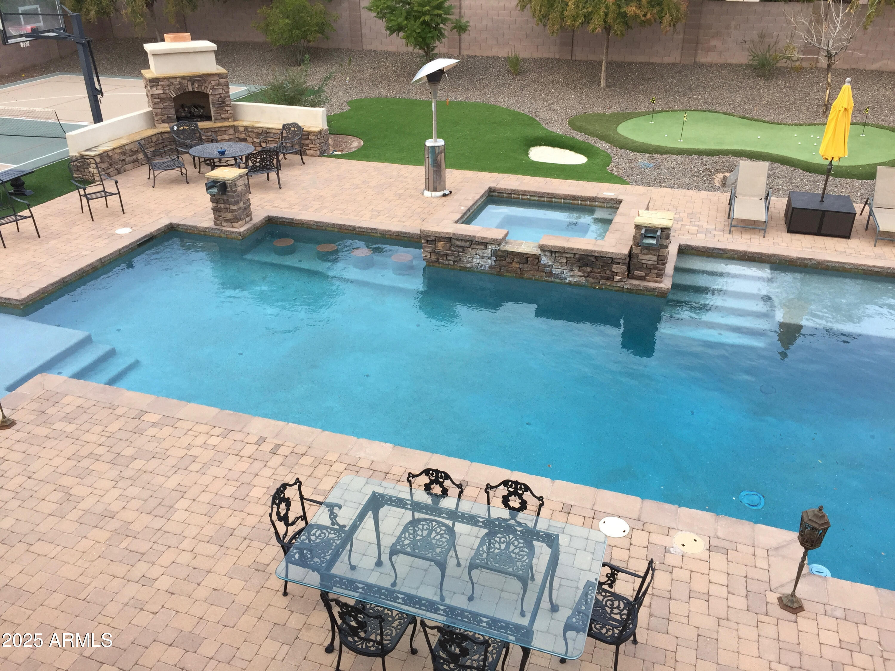 7264 W CIELO GRANDE --