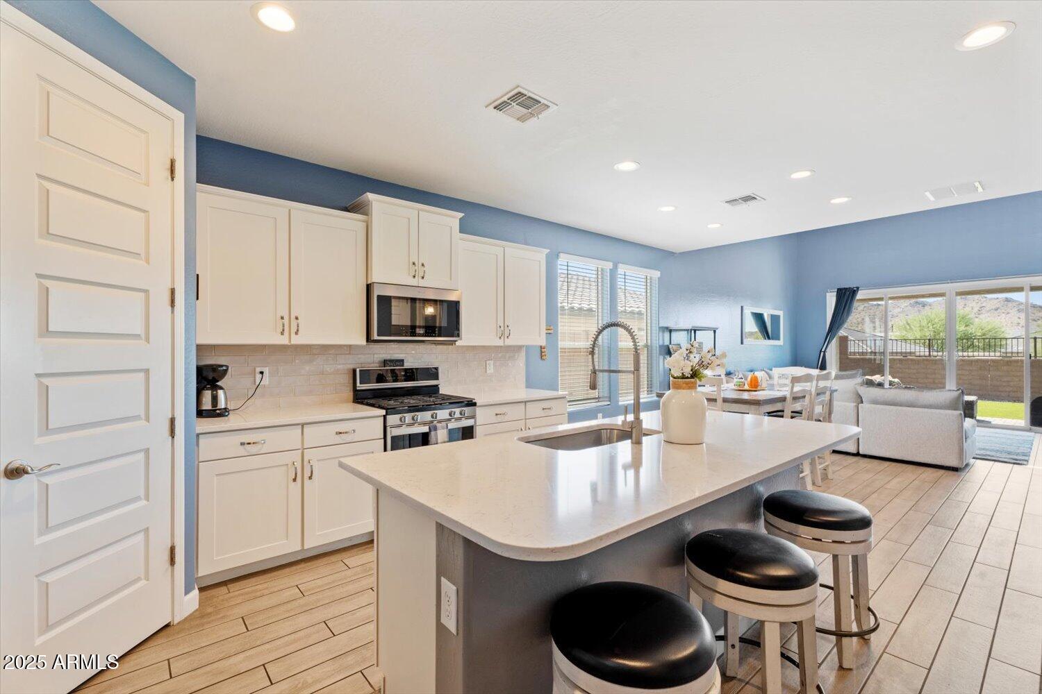 16539 W WINSTON Drive